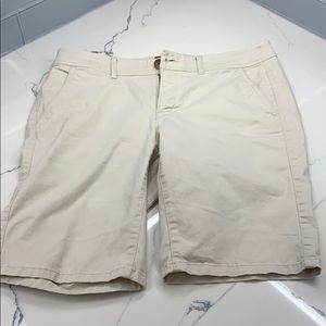 American Eagle Bermuda khaki Shorts